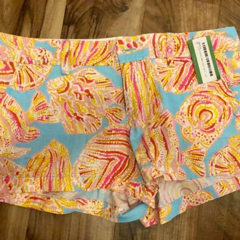 *NWT* Lilly Pulitzer Walsh Shorts - Size 12!